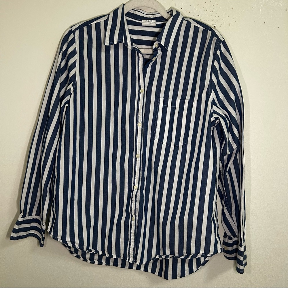 Gap Button-Down Shirt - Navy & White